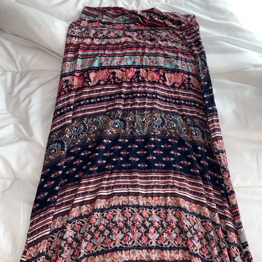 Patterned maxi skirt